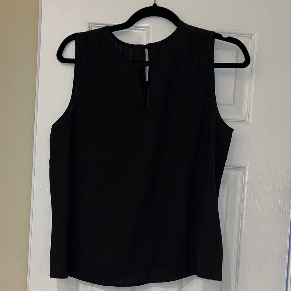 Francesca's Collections Black Sleeveless Blouse